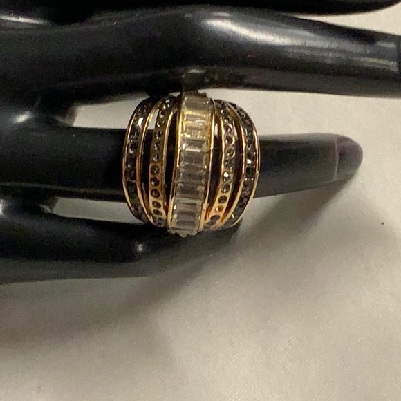 Jewelry - Beautiful statement ring